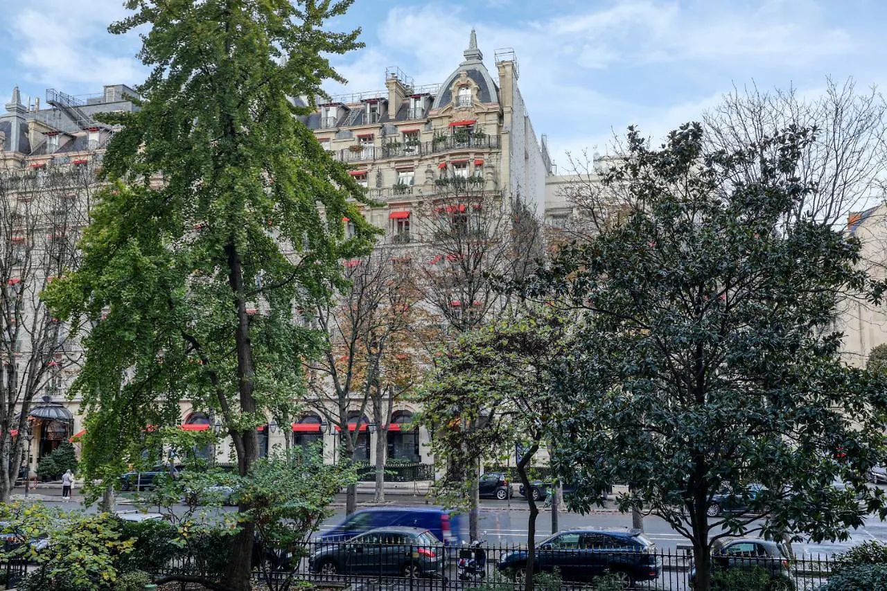 Montaigne Executive Suite Paris