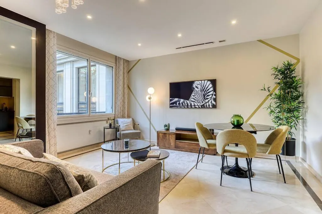 Montaigne Executive Suite Paryż 0*,